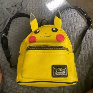 Loungefly Mini Back-pack Pickachu Limted edition.
